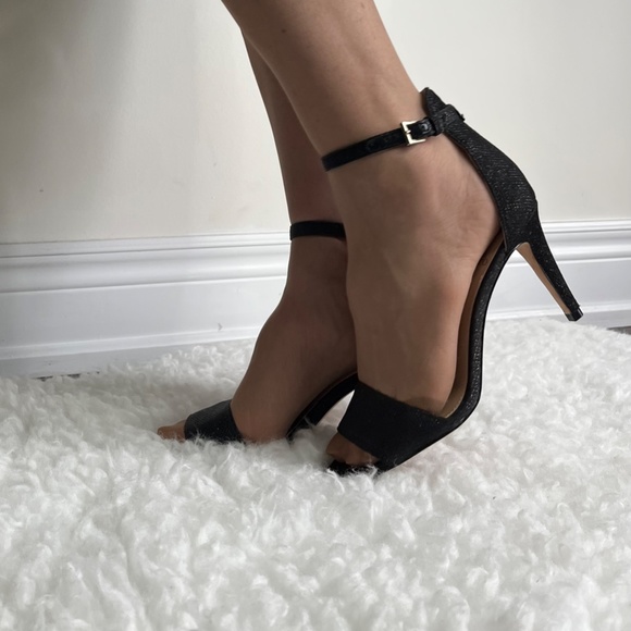 Vince Camuto sparkly black heels for sale - Picture 4 of 9